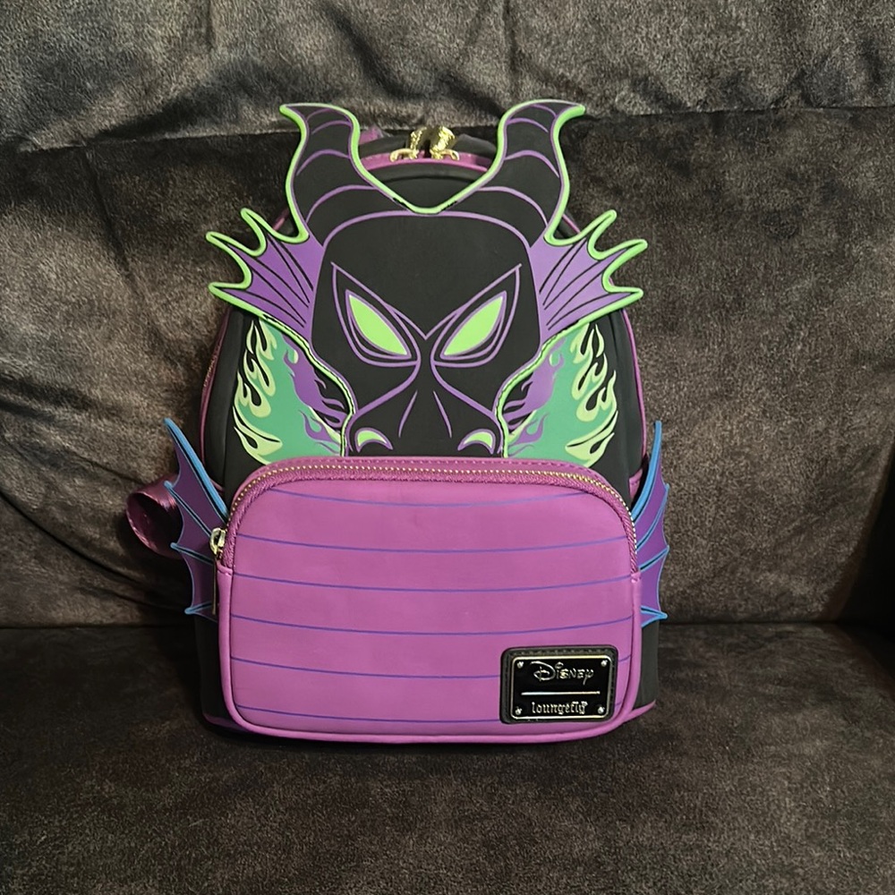 Disney Loungefly Sleeping Beauty Maleficent Backpack Glows in the Dark NWT